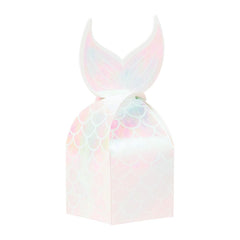 Mermaid Tail Iridescent Treat Box 8pk
